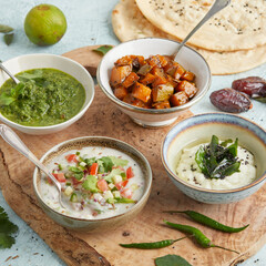Chutneys Saucen
