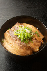 チャーシュー丼
