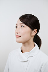 Fototapeta premium 白衣の女性