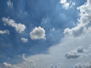 Obraz premium Sky Bridge Formed By White Clouds