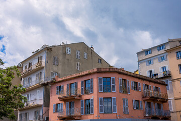Dans les rues de Bastia capitale de la Corse génoise sur l'Ile de beauté