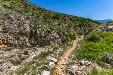 Crossing the great gorge of Stamp Vrzenica