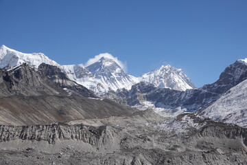Obraz premium View on Everest, Lhotse and Ngozompa Glacier from Gokyo, Nepal