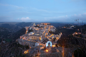 Obraz premium Cityscape of Ragusa Ibla at dusk, Sicily, Italy