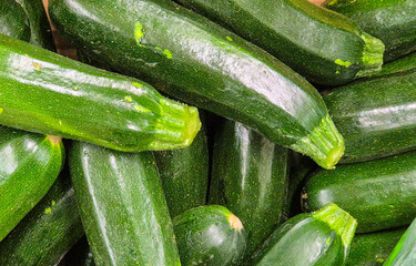 zucchini on the market