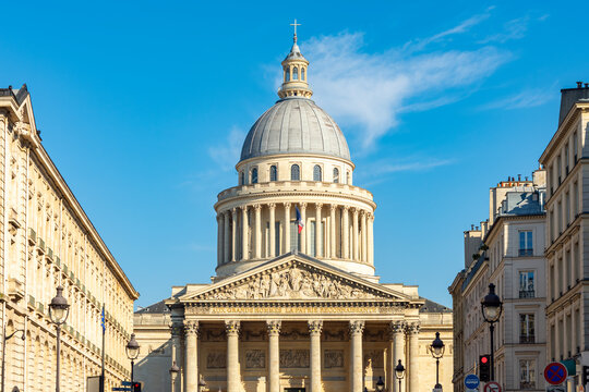 Fototapeta Pantheon building in Latin quarter, Paris, France