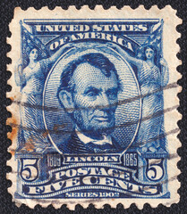 President Abraham Lincoln on a 1903 USA old vintage postage stamp