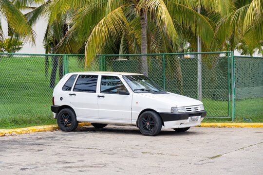 White Fiat Uno facelifted Italian car in Cuba