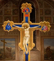 Fototapete FLORENCE, ITALY - MARCH 17, 2025: The medieval painting of Crucifixion in the church chiesa di San Salvatore in Ognissanti by Giotto (1315). © Renáta Sedmáková