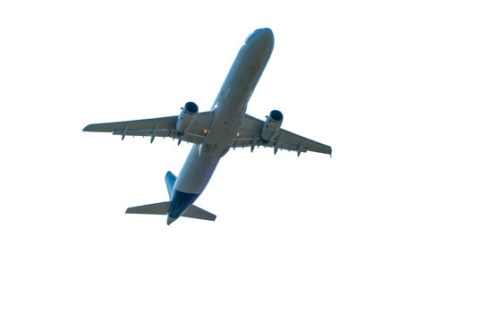Flugzeug von unten freigestellt