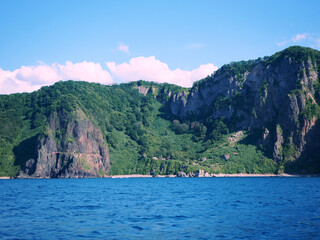 小樽の海から見たオタモイ龍宮閣跡