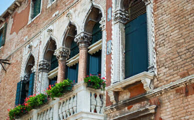 Obraz premium close-up details of the splendid Venetian architecture