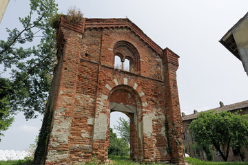 Church ruin ancient village city Italy Italian characteristic square