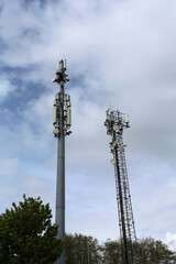 Tour de transmission telecom pour télévision radio et téléphone
