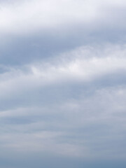 梅雨の曇り空が広がる01