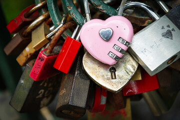 R&oacute;żowa kł&oacute;deczka 