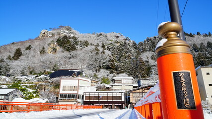 冬の山寺