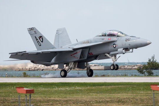 An F/A-18 Super Hornet performing at an airshow.