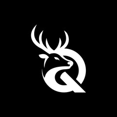 letter Q deer logo