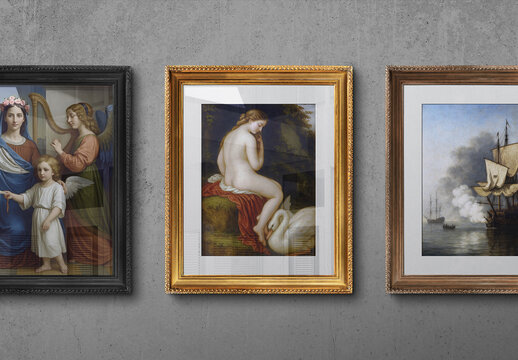 Frame Mockup &ndash; Antique 40&times;50 Frame (3 Isolated Objects)