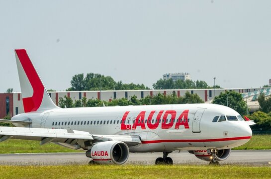 lauda airplane at airport