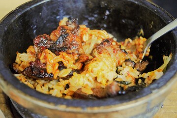 Dolsot-bibimbap (hot stone pot bibimbap)