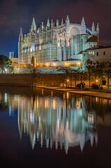 Night view of the Cathedral of Santa Maria of Palma, Mallorca, Balearic Islands, Spain