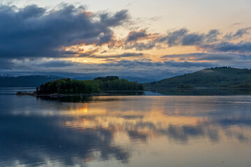 Mitternachtssonne auf den Lofoten, Norwegen