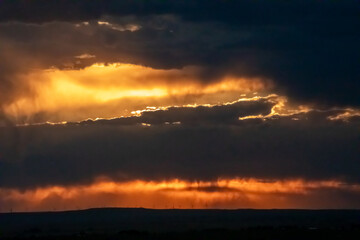 Obraz premium Dramatic sunset and clouds open sky detail