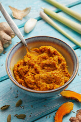 Yellow Thai curry paste