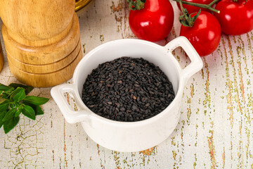 Black sesame seeds in the bowl