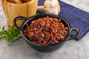 Red steamed rubine rice garnish
