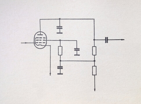 Paper schematic diagram of the electrical circuit of a simple low frequency amplifier using a pentode electron tube