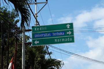 Guidepost with Multiple Destinations