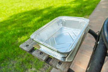 Deep aluminum foil grill tray