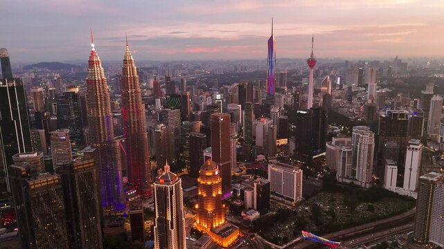 Kuala Lumpur, City View with Twin Tower and Merdeka 118