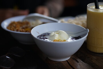 Sweet Indulgence Creamy Ice Cream with Black Glutinous Rice Dessert