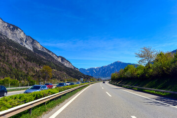 Autobahn A13 vor Ausfahrt Landquart/Davos in Richtung Norden (Schweiz)