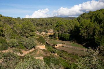 Es Broll Ibiza Es Broll is an artesian well that uses the water that emerges from the spring to distribute it throughout the valley through a complex system of irrigation ditches.