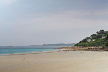 plage de perros guirec &agrave; mar&eacute;e basse, c&ocirc;te armor