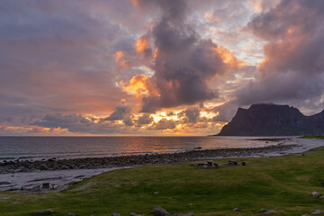 Mitternachtssonne auf den Lofoten, Norwegen