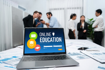 E-learning website with brisk sofware for student to study online on the internet network