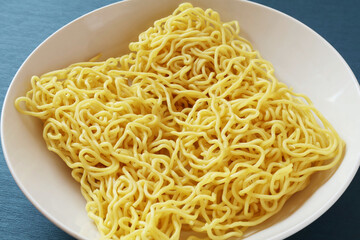 せいろ蒸しの焼きそば麺（調理前）