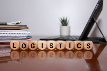Green Logistics is management process related to the transportation of goods that is environmentally friendly and icon