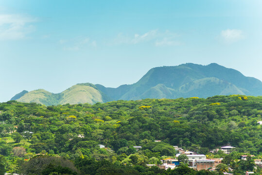 Overview of Corinto Morazan