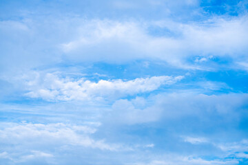青い空と白い雲