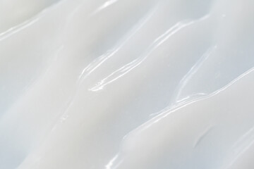 美容クリームの濃厚なテクスチャをクローズアップ