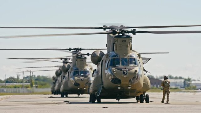 Chinook Helicopter prepare for operation