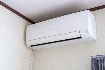 室内に設置されたエアコンのアップ画像