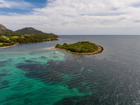 Faro de la Torre d'en Beu en Cala Figuera, Mallorca, Islas Baleares